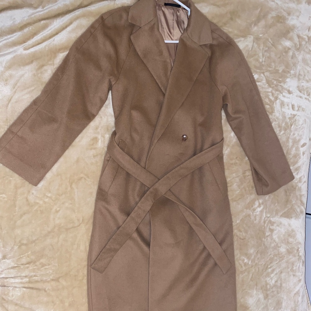 Women’s belt coat